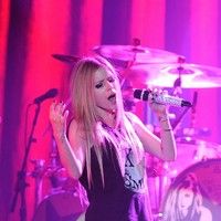 Avril Lavigne performs live during her Black Star Tour 2011 photos | Picture 75538